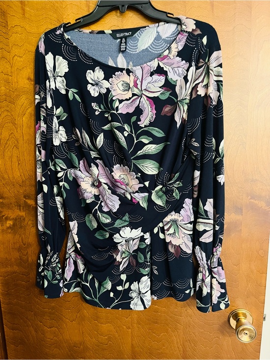 Ellen Tracy Tops - ELLEN TRACY NWOT Size Large Navy Blue Floral Long Sleeve Blouse New Condition
